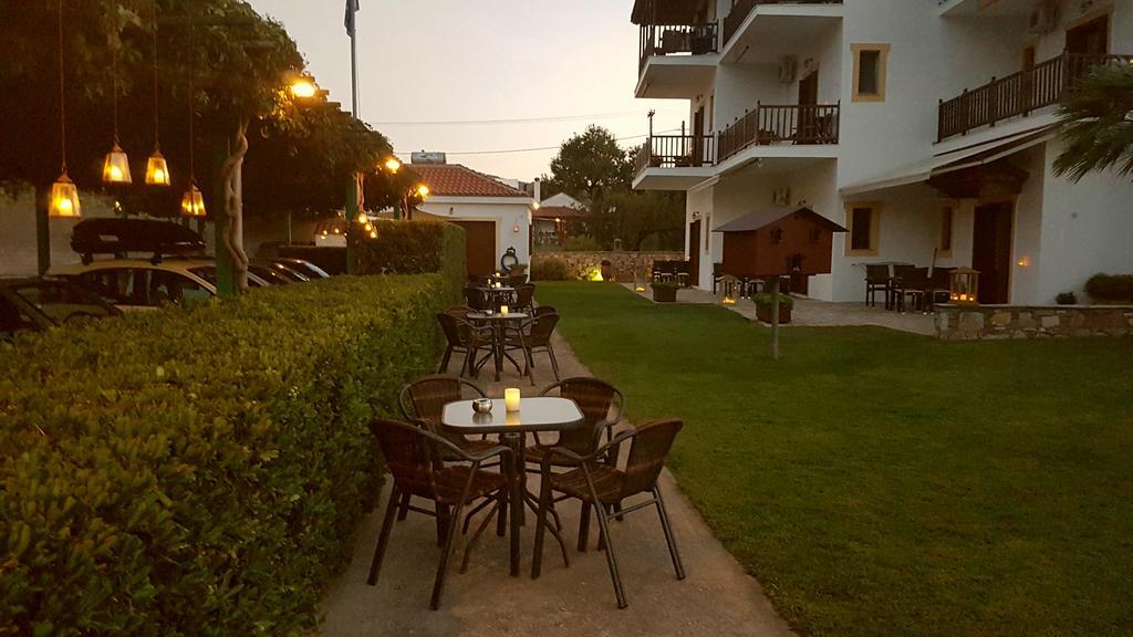 Aparthotel Melrose à Skopelos Extérieur photo